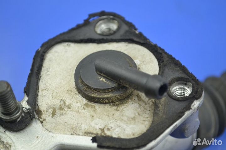 Главный цилиндр сцепления scania R-series (01.04)