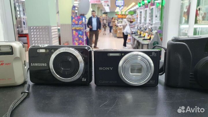 Фотоаппараты разные