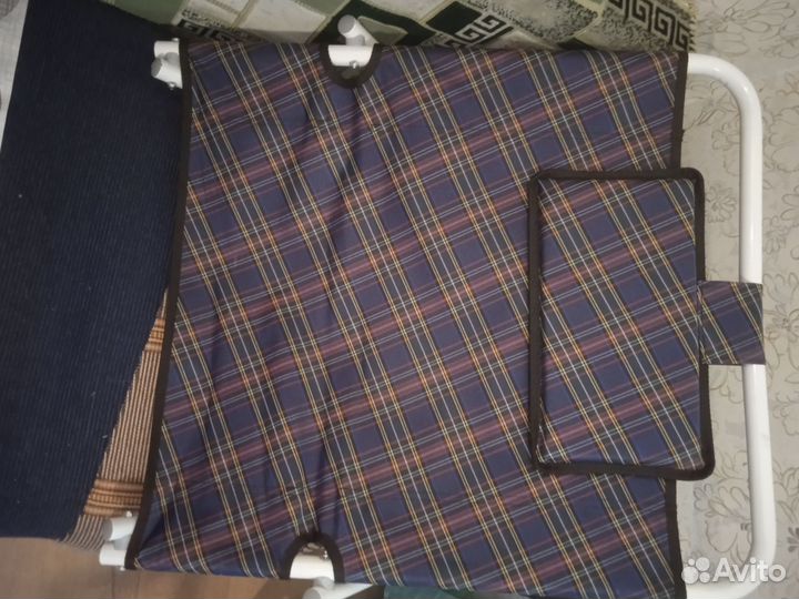 Опора под спину для лежачих больных