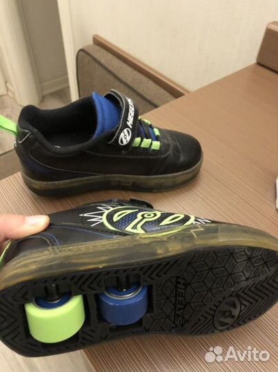 Кроссовки хилесы