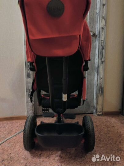 Детский велосипед-коляска BMW трехколесный