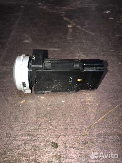 Кнопка птф Mitsubishi Colt Z30 1300 2006