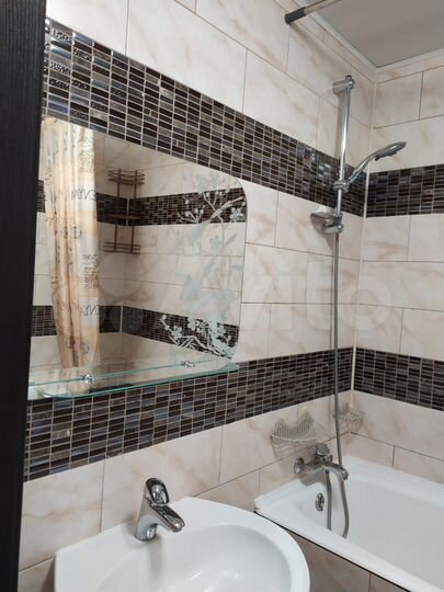 2-к. квартира, 59 м², 4/9 эт.