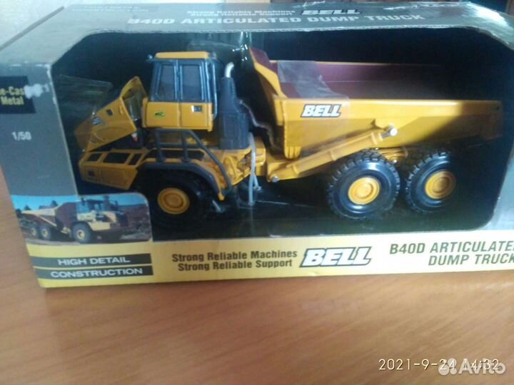 Модель самосвала Bell 40 D (1:50)