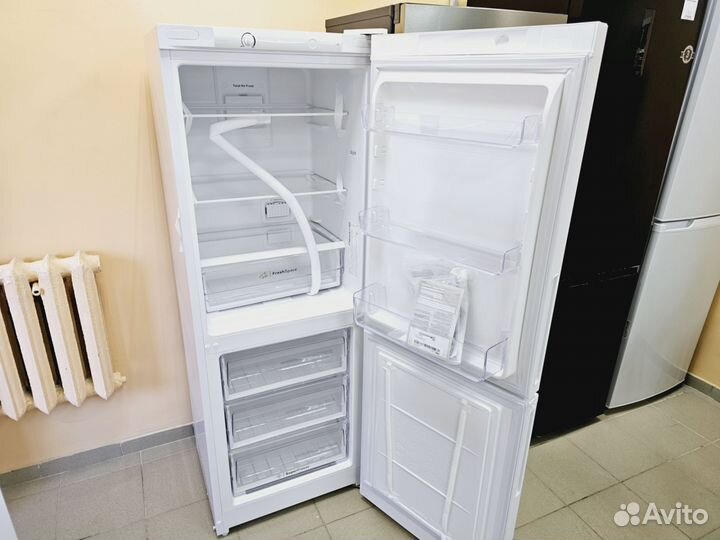 Холодильник Indesit 257л NoFrost (Чап50)