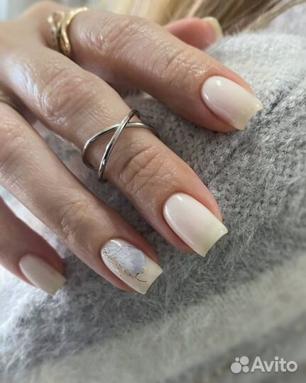 Маникюр / наращивание ногтей / покрытие гель-лаком