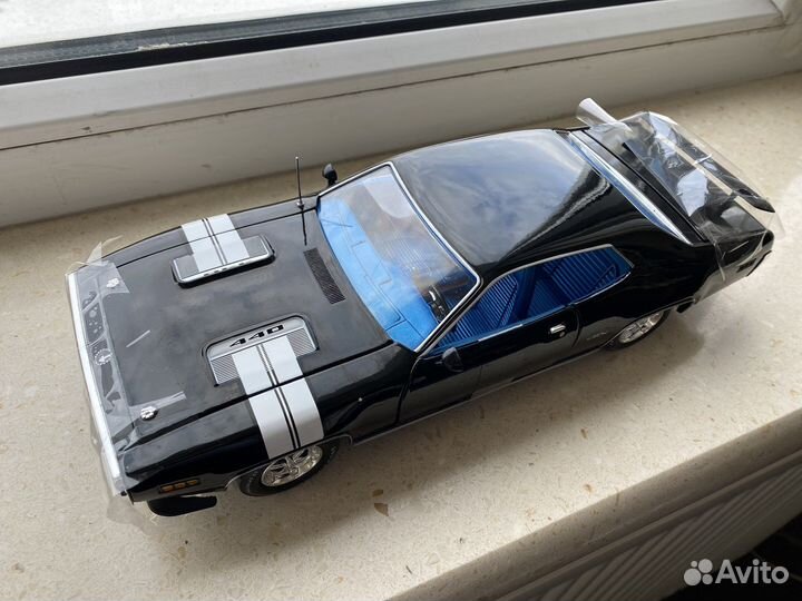 1/18 Auto World Dodge, Plymouth, Chevy