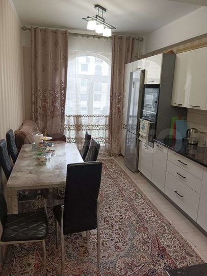 3-к. квартира, 89 м², 2/5 эт.