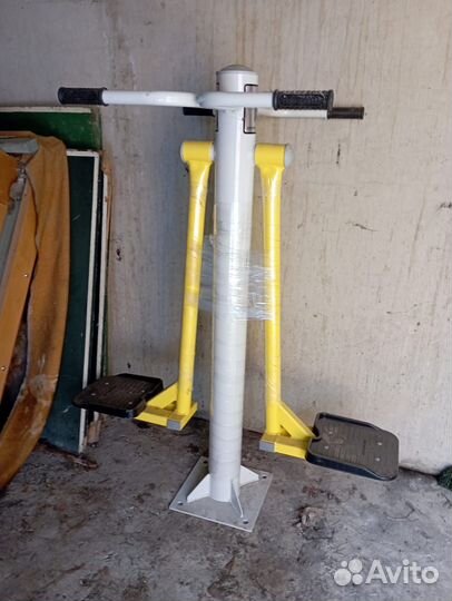 Уличный тренажер бу