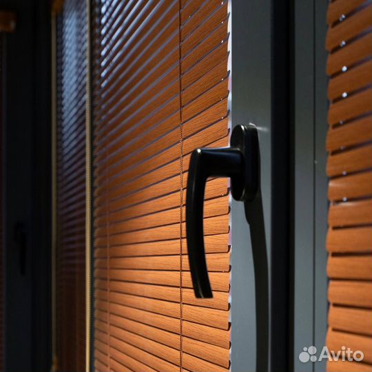 Жалюзи горизонтальные