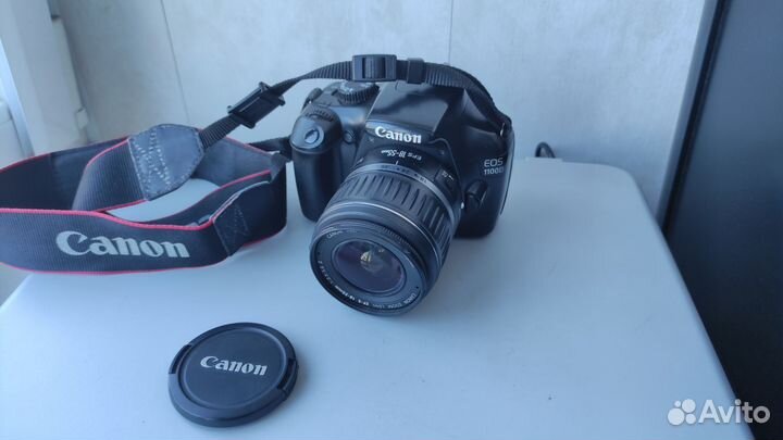 Canon EOS 1100D kit в отличном состоянии