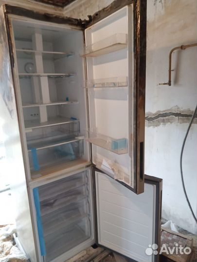 Холодильник Haier на запчасти