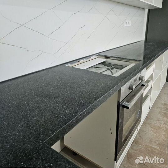 Столешница из камня кварцевый агломерат