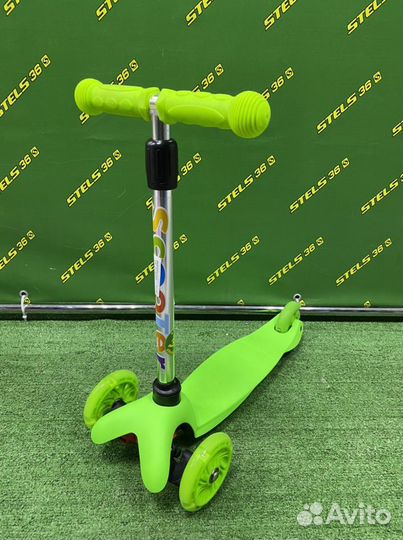 Самокат детский трехколесный Scooter LKS-010