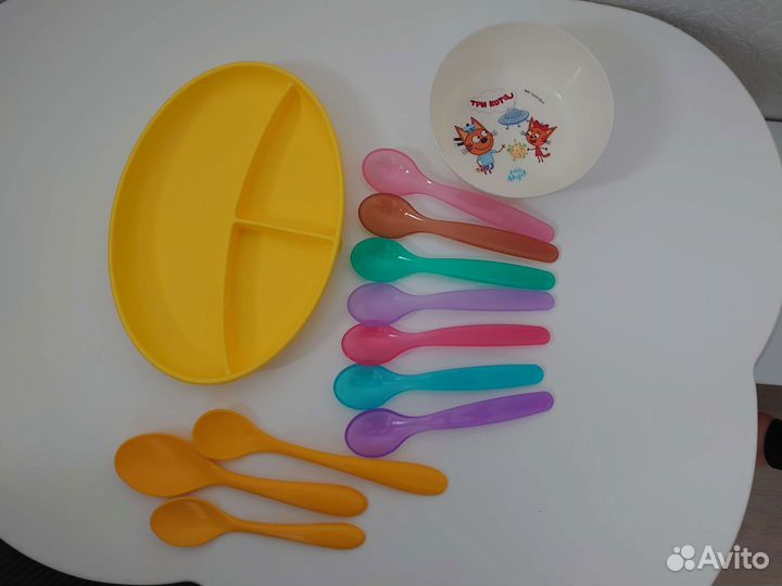 Набор детской посуды для кормления малыша