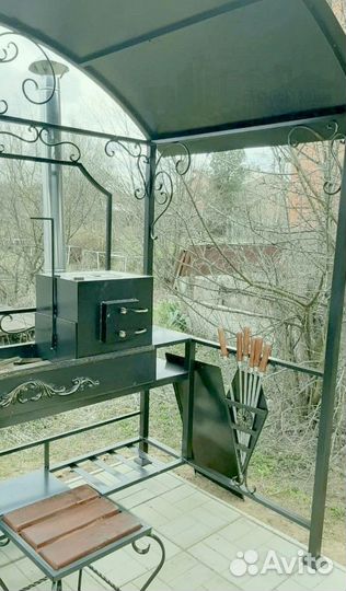 Мангал с крышей лофт