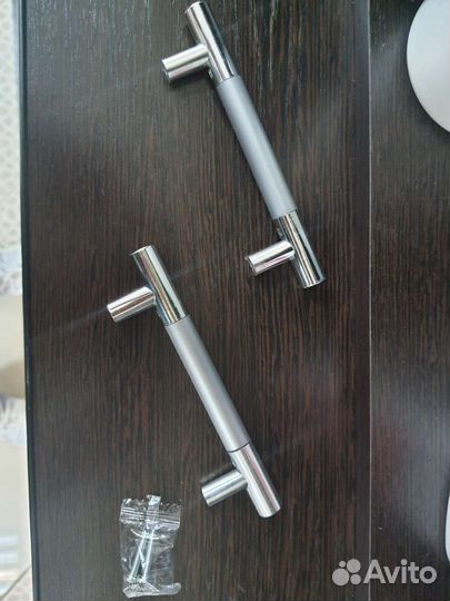 Мебельные ручки