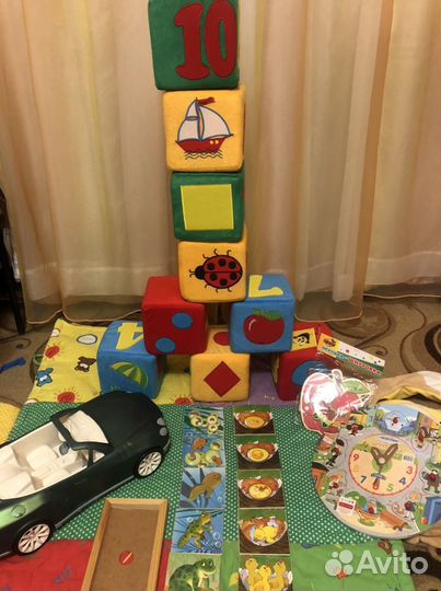 Развивающие игрушки пакетом
