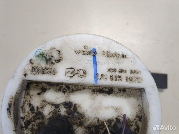 Датчик уровня топлива Volkswagen Golf 4, 2001