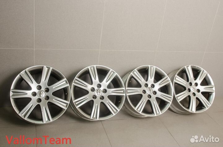 Лот KA5815 Оригинальные 18-е диски toyota