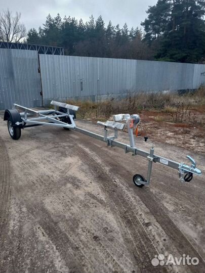 Прицеп лодочный икорец 4.6 м