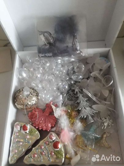 Новогодние игрушки