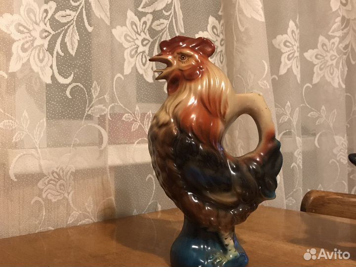 Фарфоровый сервиз,графин и статуэтка,всё из СССР