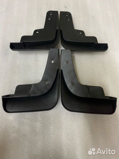 Комплект брызговиков ltdnbcx8