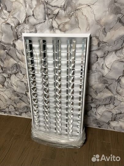 Потолочный светильник