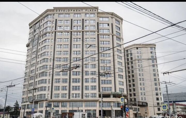 2-к. квартира, 70 м², 3/15 эт.