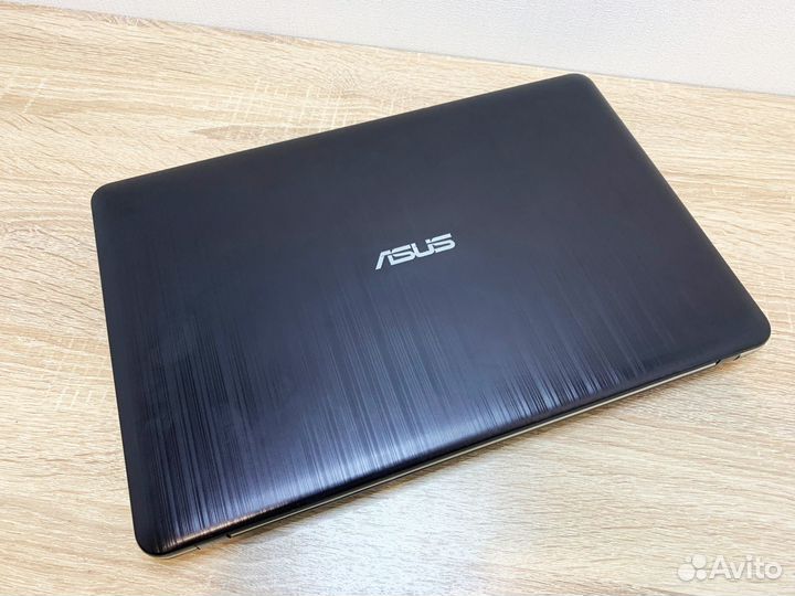 Ноутбук Asus Full-HD / N5000 / DDR4 / SSD