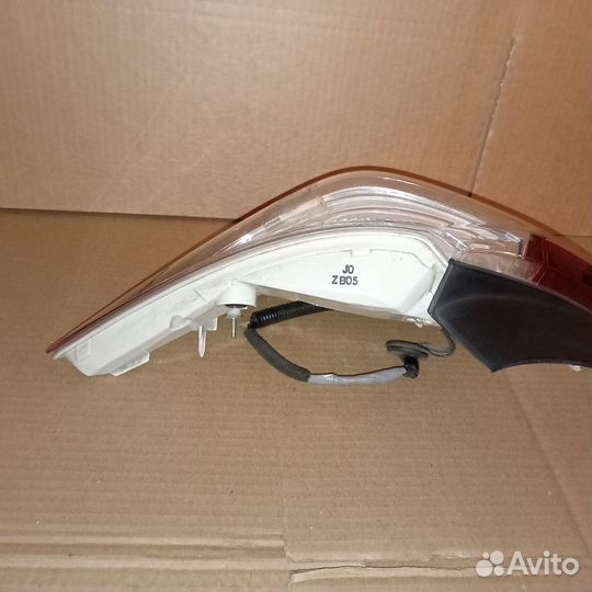 Фонарь задний правый Honda Legend KB2 33500sjaj01