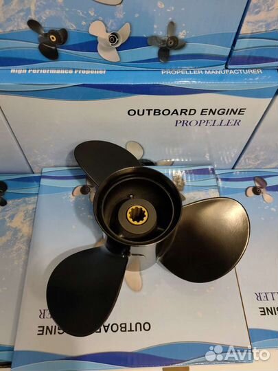 Винт гребной на лодочный мотор Tohatsu 25