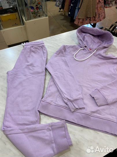 Костюм спортивный женский