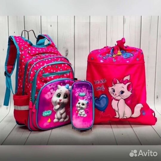 Рюкзак школьный новый 3 в 1