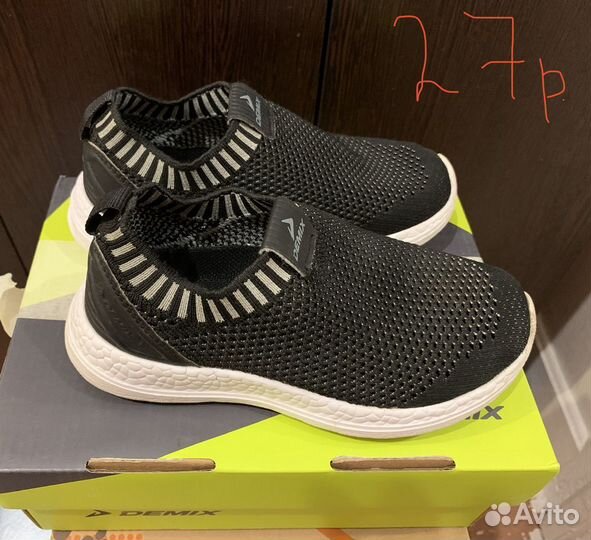 Продам детские кроссовки 27, 28 размер