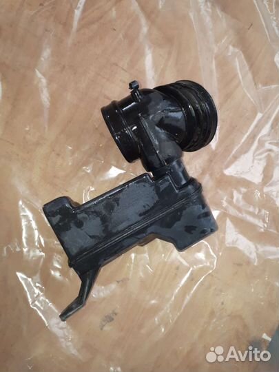 Резонатор воздушного фильтра BMW E39 1744467