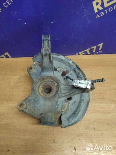 Кулак поворотный правый Renault Fluence L30R K4M