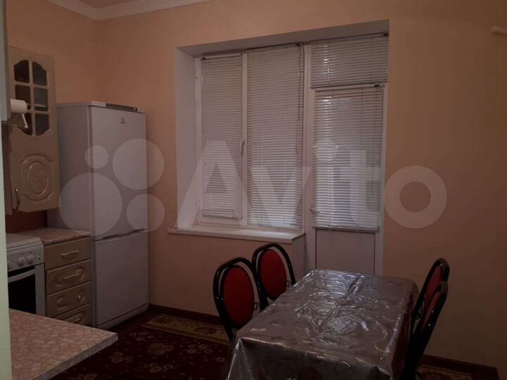 Своб. планировка, 72 м², 1/4 эт.