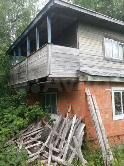 Дача 20 м² на участке 5 сот.