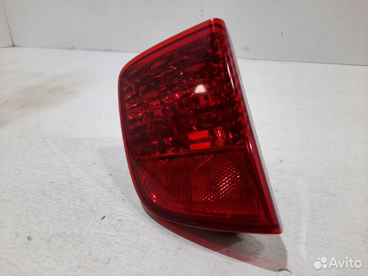 Фонарь противотуманный задний левый Toyota Land