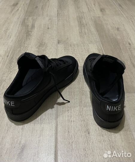 Кроссовки Nike размер 43