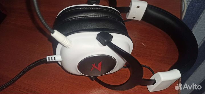 Игровые наушники с микрофоном zet gaming edge