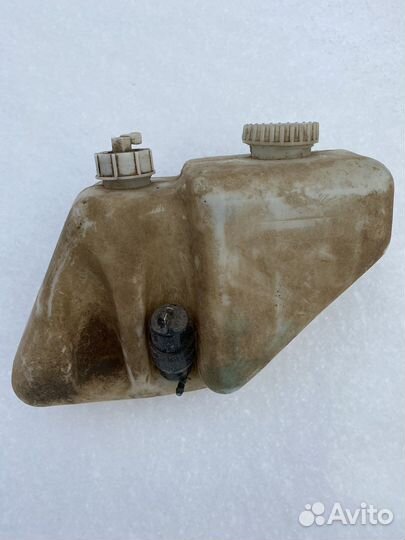 Бачок омывателя лобового стекла ваз