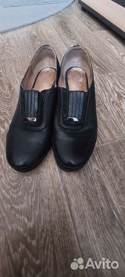 Туфли женские кожаные натур41