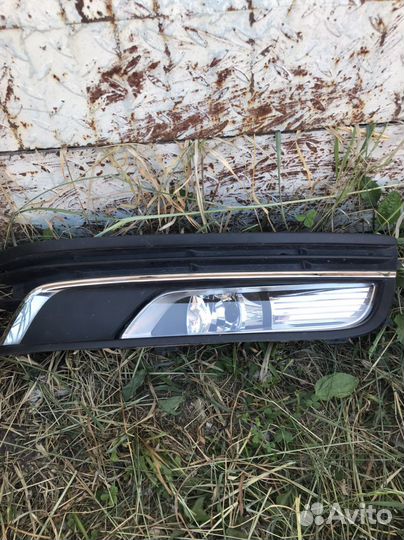 Правый дневной ходовой огонь на Пассат б 7