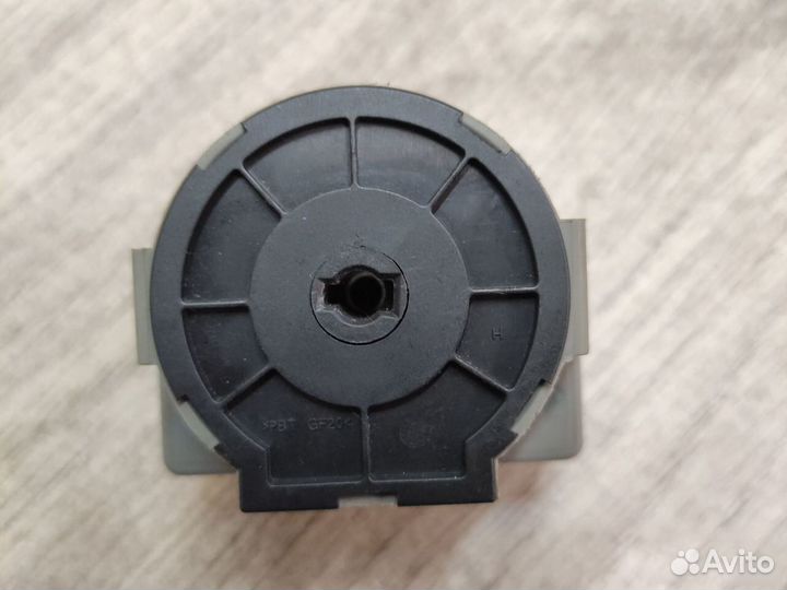 Контактная группа замка зажигания Ford Focus 1