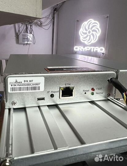 Асик AntMiner S19 90th