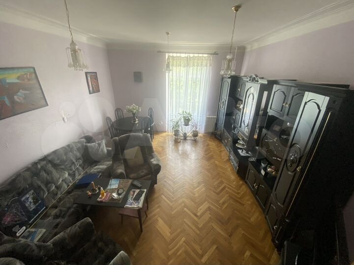 3-к. квартира, 82,8 м², 3/4 эт.