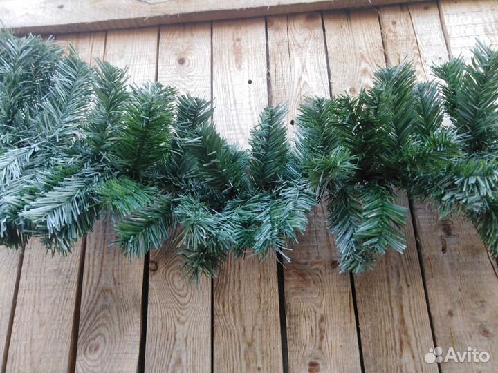 Хвойная гирлянда с шишками 2.7 метра